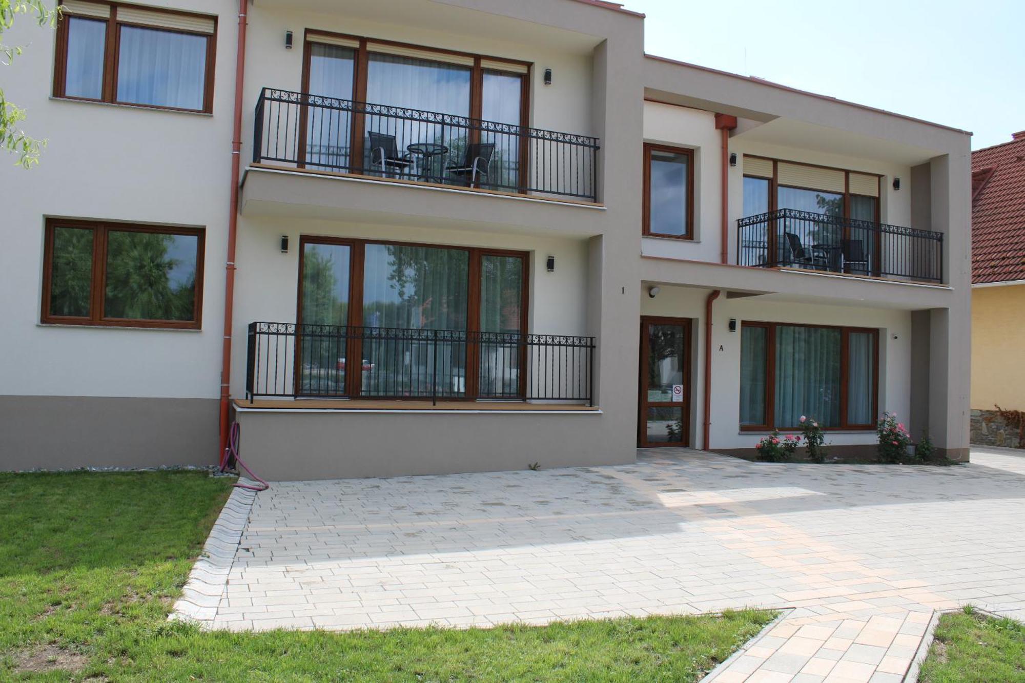 Mara Apartman Buek Εξωτερικό φωτογραφία