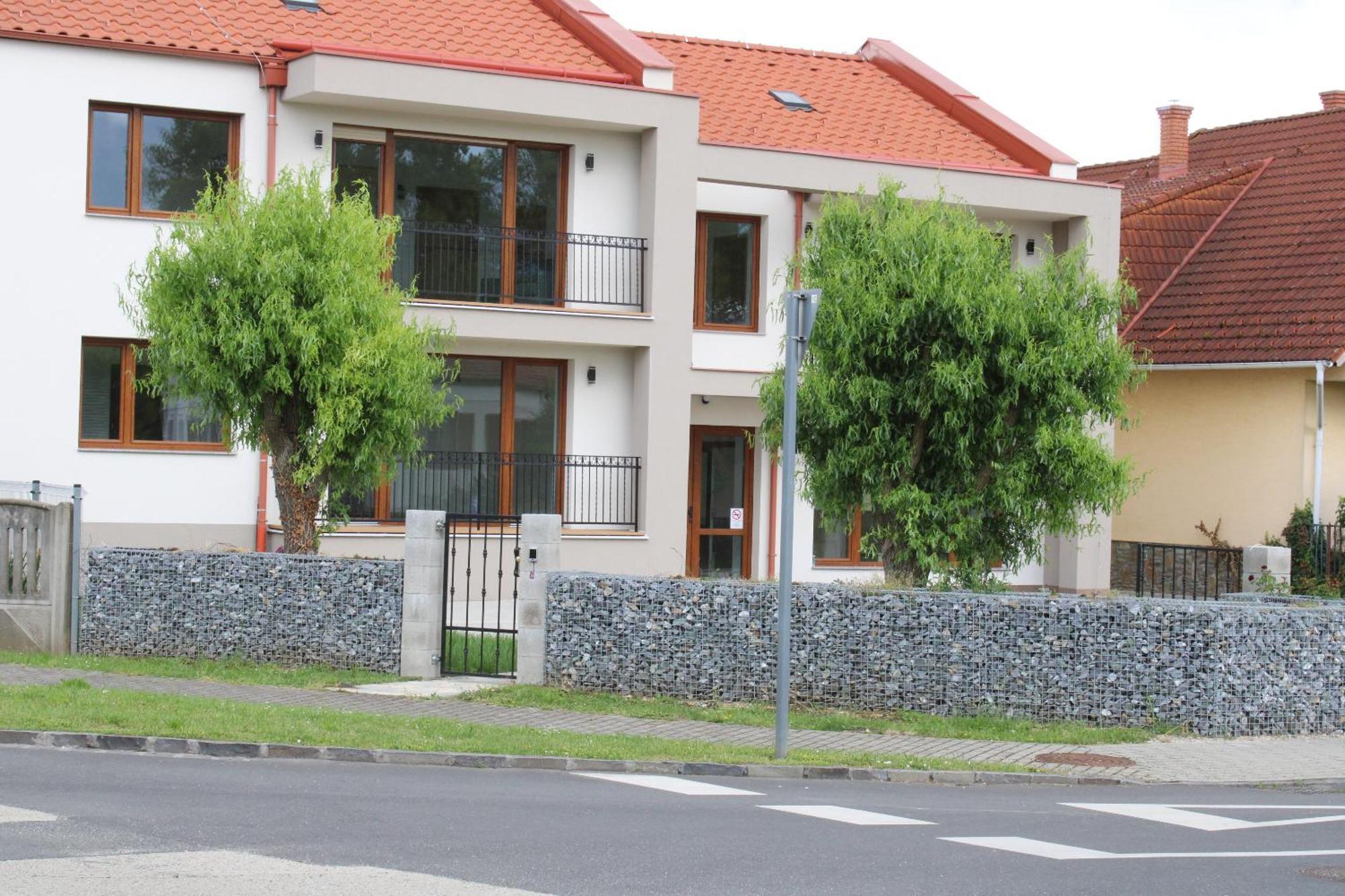 Mara Apartman Buek Εξωτερικό φωτογραφία