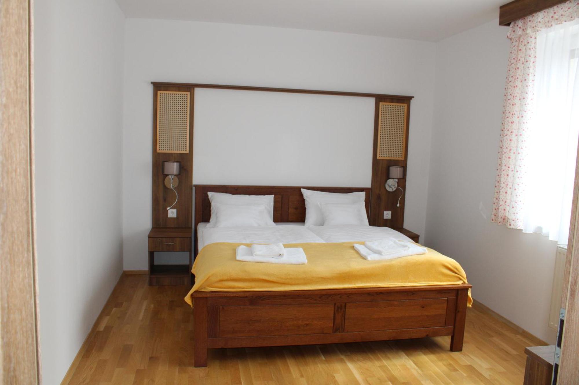 Mara Apartman Buek Εξωτερικό φωτογραφία